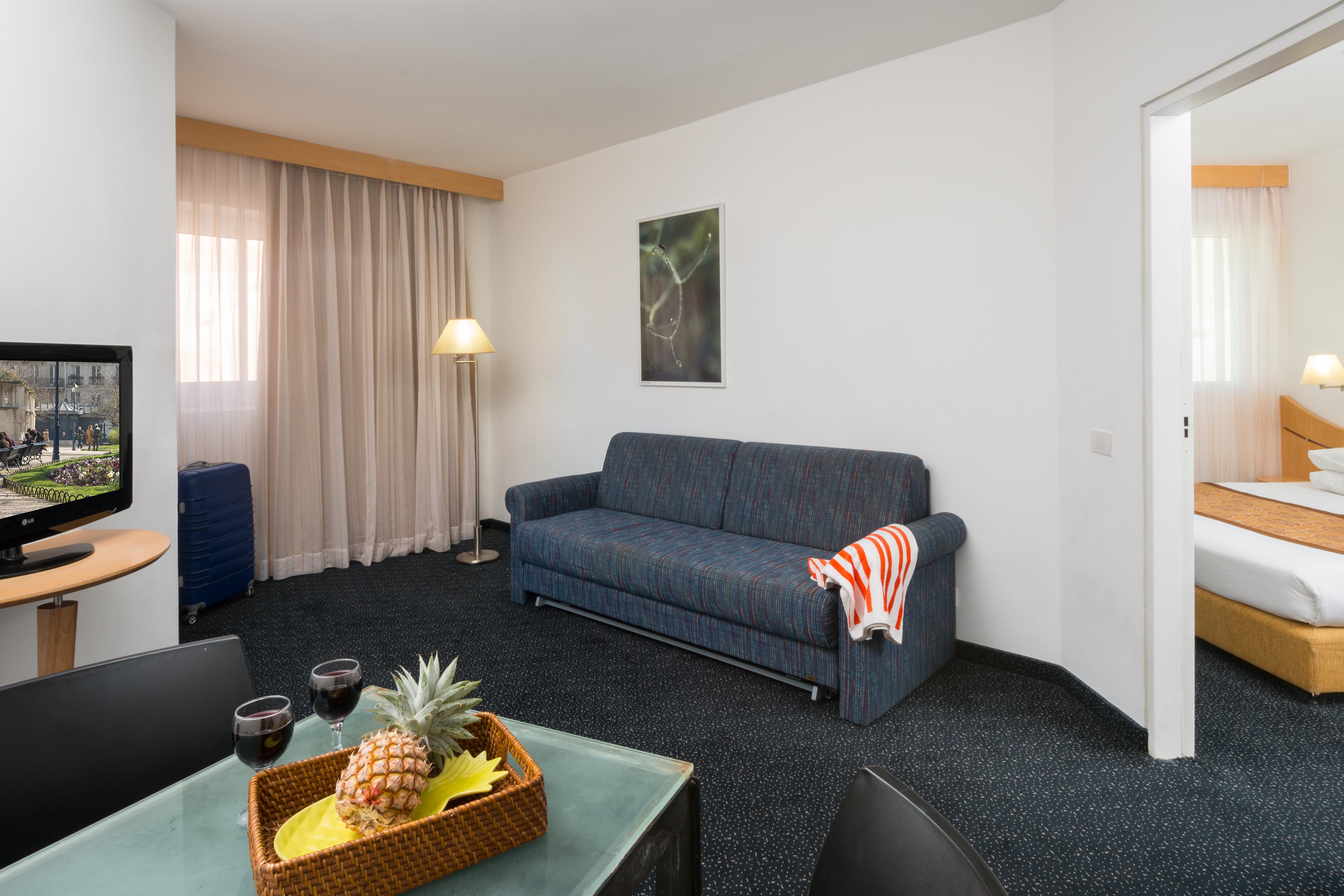Leonardo Club Hotel Dead Sea Neve Zohar Exterior foto A typical apartment
