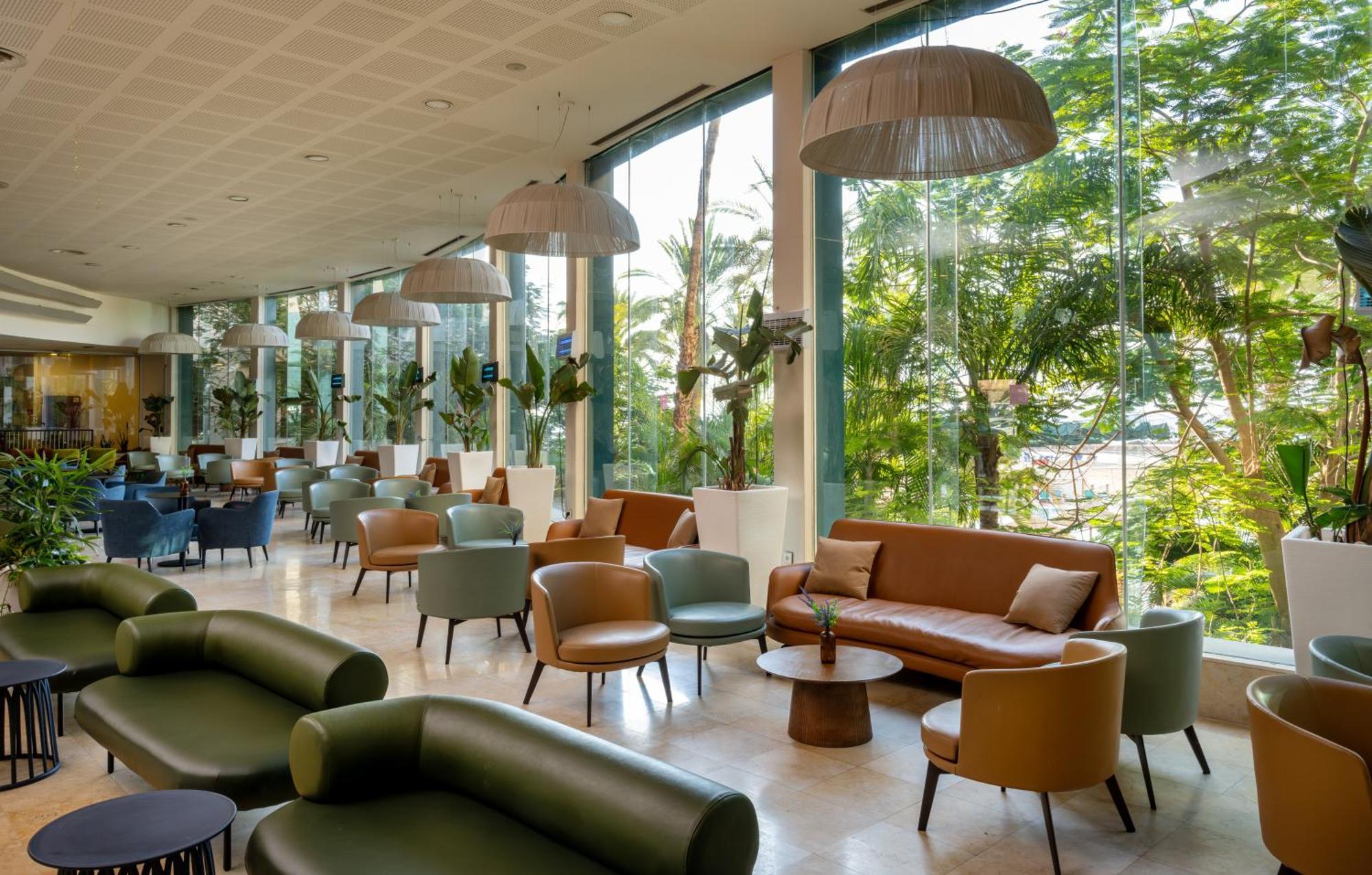 Leonardo Club Hotel Dead Sea Neve Zohar Exterior foto The lobby of the hotel