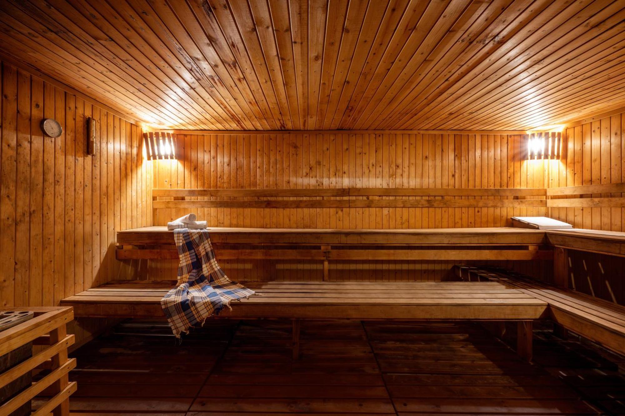 Leonardo Club Hotel Dead Sea Neve Zohar Exterior foto A Finnish sauna